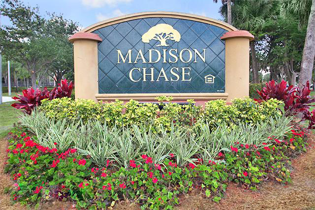 Madison Chase Apartments in West Palm Beach, FL - Building Photo