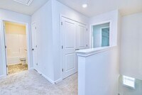 140 Clingstone Trl photo'