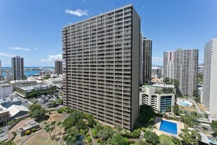 55S S Kukui St in Honolulu, HI - Building Photo