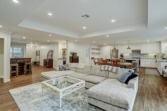 2611 Tannehill Dr in Houston, TX - Building Photo - Building Photo