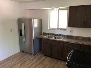 731 S Woodlawn Ave, Unit 731 Woodlawn Apt A in Bloomington, IN - Building Photo - Building Photo