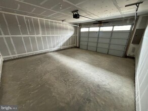 23076 Soaring Hts Ter in Brambleton, VA - Building Photo - Building Photo