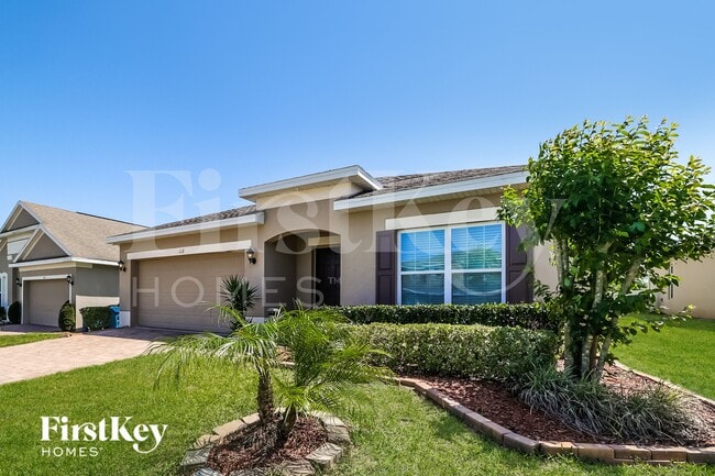 112 Andalusia Loop in Davenport, FL - Foto de edificio - Building Photo