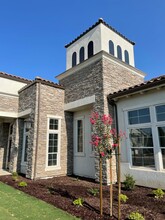 The Residences at Rock Ranch in Fresno, CA - Foto de edificio - Building Photo