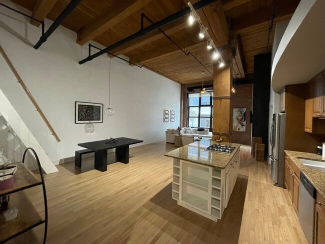property at 360 W Illinois St