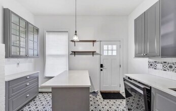 13 2nd Ave, Unit Unit #2 in Newark, NJ - Building Photo - Building Photo