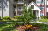Building Photo - Gulfstream Isles Apartments in Ft. Myers, Florida