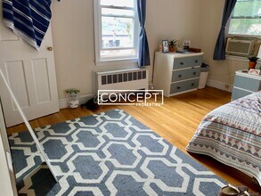 279 Washington St, Unit 3 in Somerville, MA - Foto de edificio - Building Photo