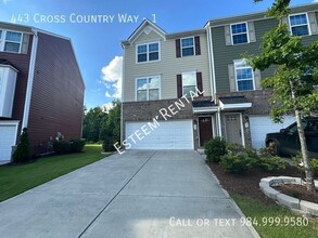 443 Cross Country Way in Durham, NC - Building Photo - Building Photo
