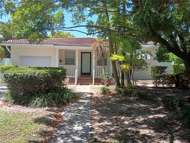 property at 1225 S Biscayne Point Rd