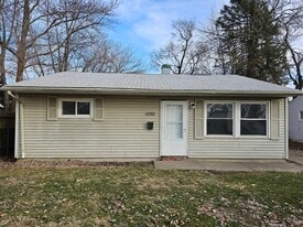 1220 S Livingston St in Springfield, IL - Building Photo