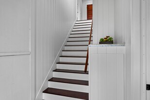 311 N Gertruda Ave, Unit B in Redondo Beach, CA - Building Photo