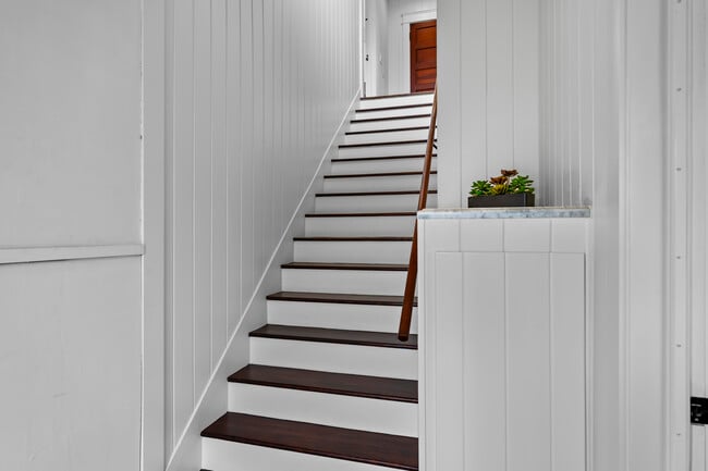 311 N Gertruda Ave, Unit B