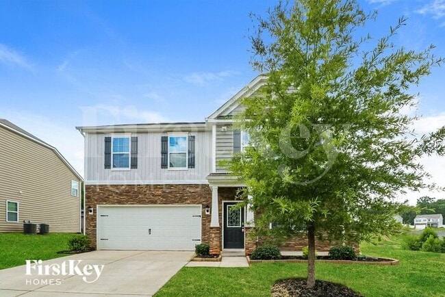 property at 715 Saddlebred Ln
