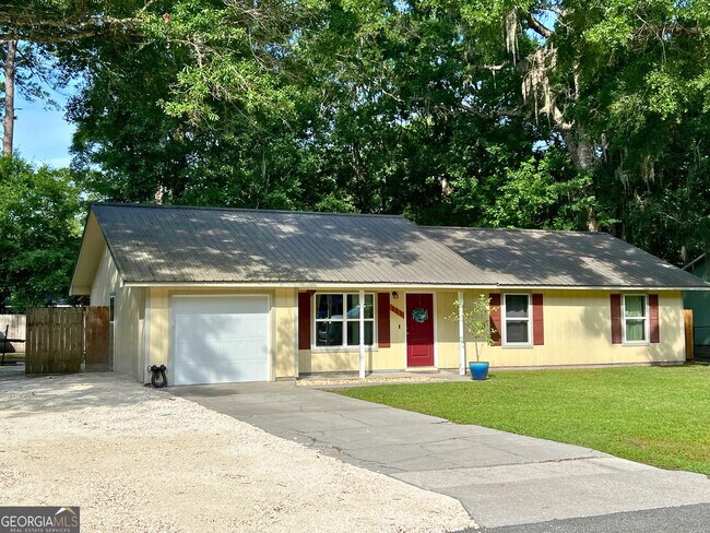 113 Woodhaven Dr in Kingsland, GA - Building Photo - Building Photo