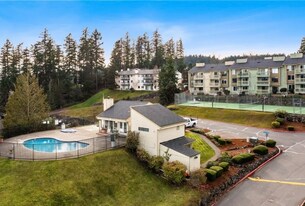 1735 W Sunn Fjord Ln in Bremerton, WA - Building Photo
