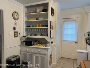 305 5th Ave-Unit -Rear in Bradley Beach, NJ - Building Photo - Building Photo
