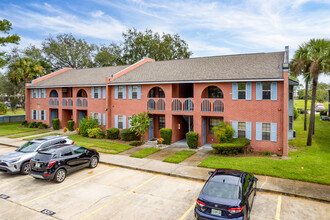 Village Square in Titusville, FL - Building Photo - Primary Photo