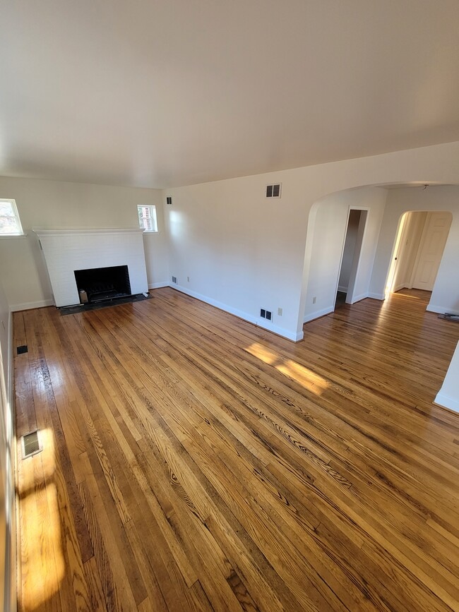 1403 N Scott St, Unit A