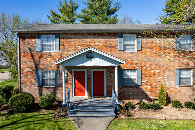 Bear Creek Apartments in Knoxville, TN - Building Photo - Building Photo