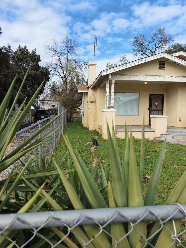 property at 3035 E El Monte Way