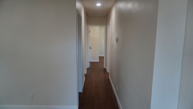 1327 W 89th St in Los Angeles, CA - Building Photo - Building Photo