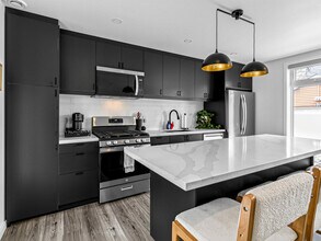 52 Mcmurray Av in Toronto, ON - Building Photo - Building Photo