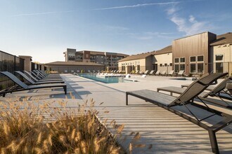 Broadmoor27 in Roca, NE - Foto de edificio - Building Photo