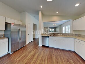 3071 Bent Bow Ln in Middleburg, FL - Building Photo - Building Photo
