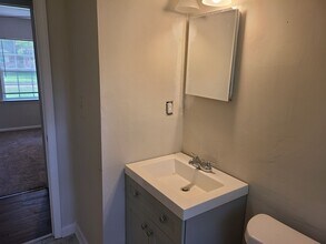 2112 Melanie Dr in Tallahassee, FL - Building Photo - Building Photo