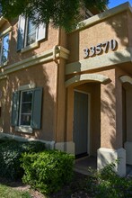 33570 Emerson Way in Temecula, CA - Building Photo - Building Photo