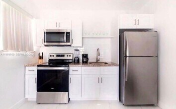 903 80th St in Miami Beach, FL - Building Photo - Building Photo