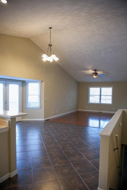 33 Old Orchard Ln in Glen Carbon, IL - Foto de edificio - Building Photo