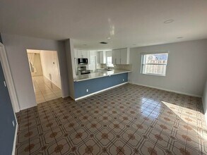 3291 SW 4th St in Deerfield Beach, FL - Building Photo - Building Photo