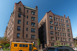 2215 Newkirk Ave in Brooklyn, NY - Building Photo - Building Photo