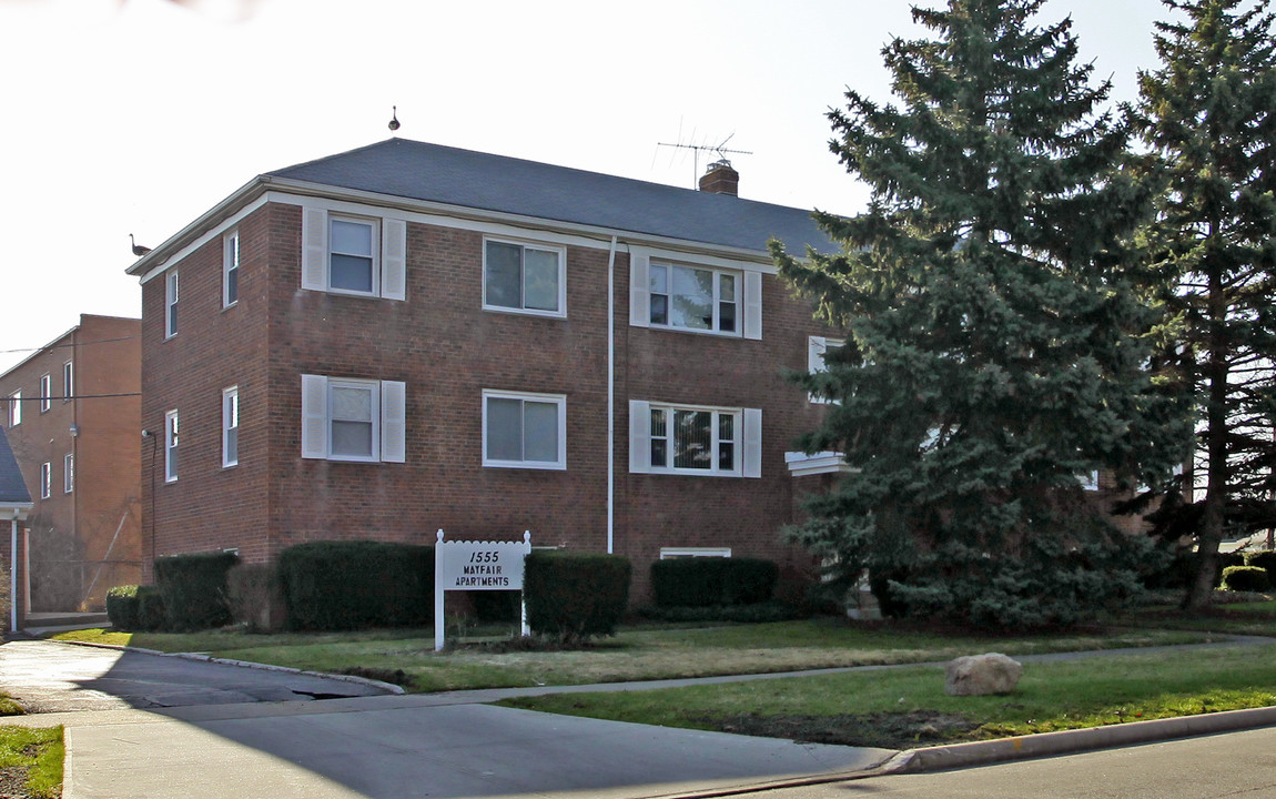 Mayfair Apartments in Mayfield Heights, OH - Building Photo