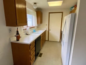 813 Horseshoe Dr in Webb City, MO - Building Photo - Building Photo