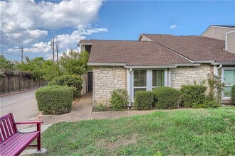 1701 Timber Brush Trail in Austin, TX - Building Photo - Building Photo