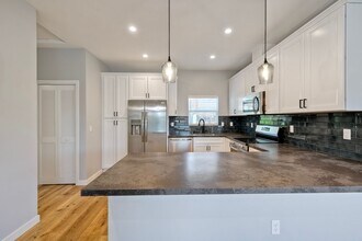 6832 Tower St in La Mesa, CA - Building Photo - Building Photo