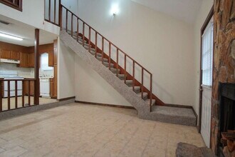 7223 Lago Vista Ct in Pensacola, FL - Building Photo - Building Photo
