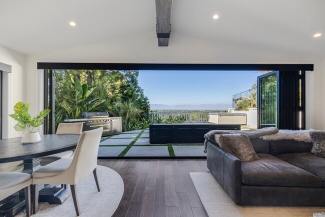property at 16725 Oak View Dr