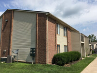 Deer Park Apartments in Crestwood, KY - Building Photo - Building Photo