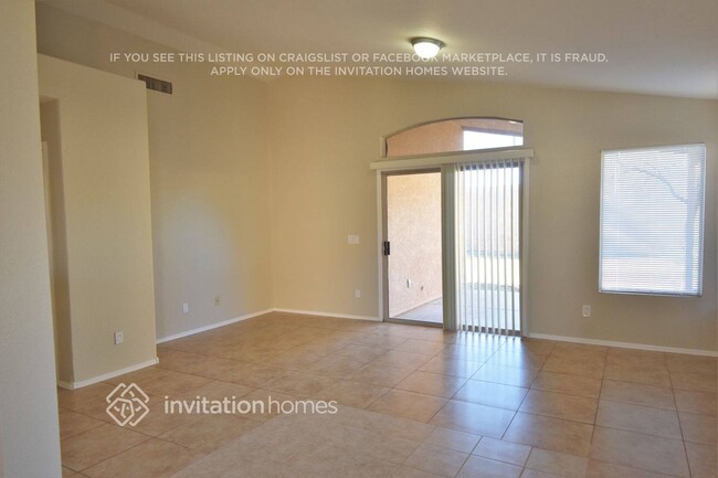 18206 N Skyhawk Dr in Surprise, AZ - Building Photo - Building Photo