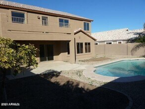 17219 W Hilton Ave in Goodyear, AZ - Building Photo - Building Photo