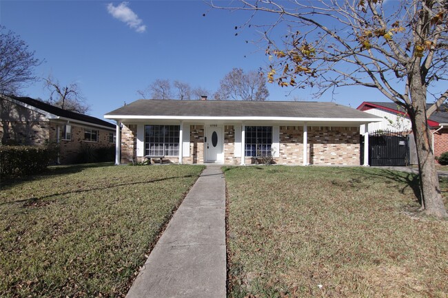 property at 11722 Sandstone St