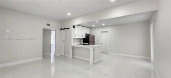 830 NE 143rd St in North Miami, FL - Building Photo