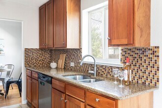 1610 Xanthia St in Denver, CO - Building Photo - Building Photo