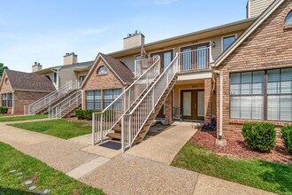 5001 Grande Dr, Unit 1223 in Pensacola, FL - Foto de edificio - Building Photo