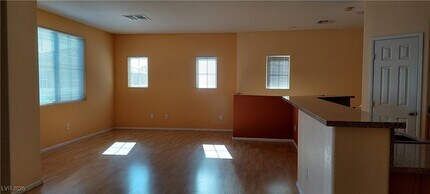 3913 Sweet Pine St in Las Vegas, NV - Building Photo - Building Photo