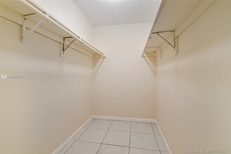 2901 NW 47th Terrace-Unit -347B in Lauderdale Lakes, FL - Foto de edificio - Building Photo